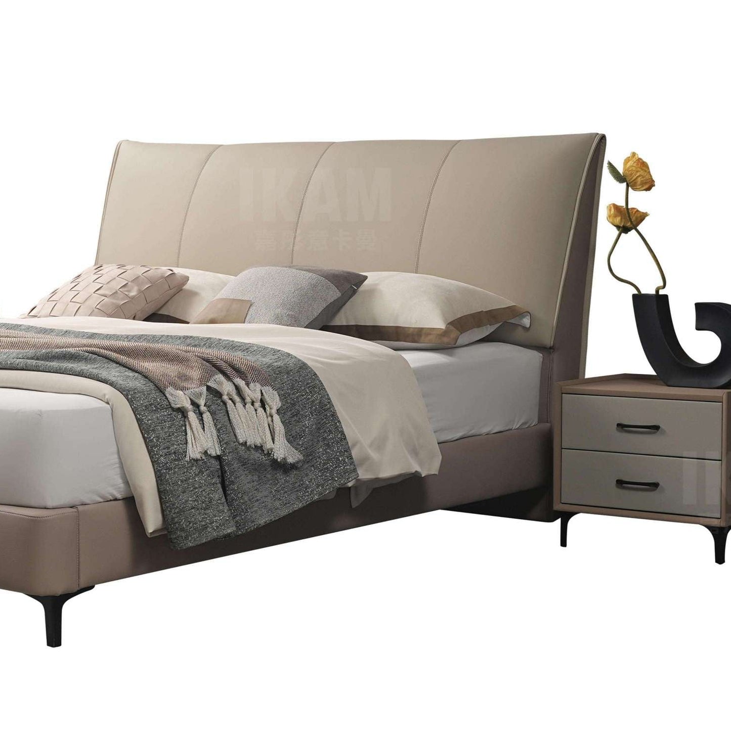 欣家居 現代簡約 生態真皮軟床 雙人床架IKAM-K5275A